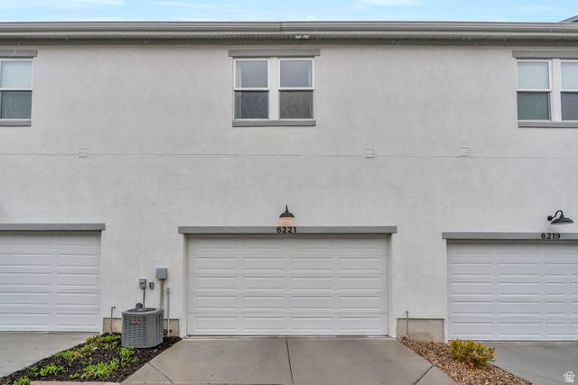 6221 W SOUTH JORDAN PKWY, South Jordan, UT 84009