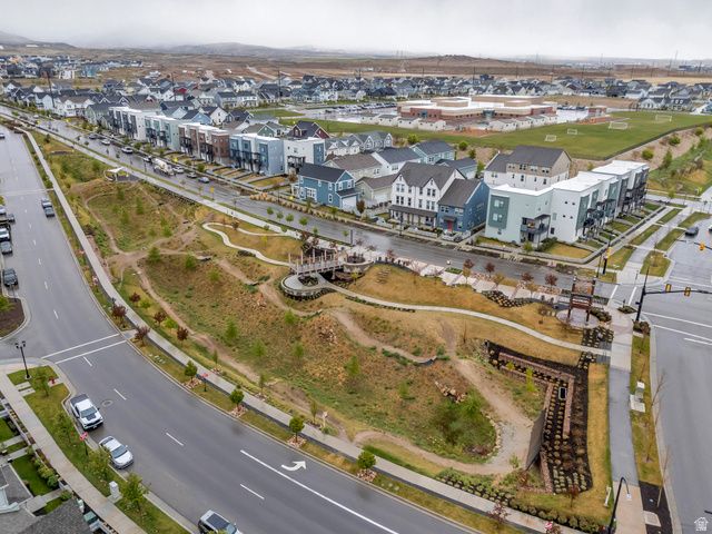 6221 W SOUTH JORDAN PKWY, South Jordan, UT 84009