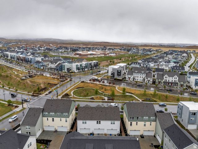 6221 W SOUTH JORDAN PKWY, South Jordan, UT 84009