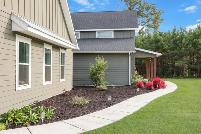 1254 Doctor Evans Road, Moncks Corner, SC 29461