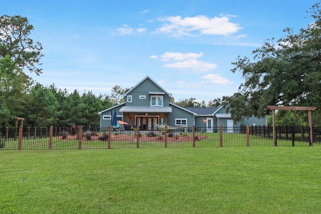 1254 Doctor Evans Road, Moncks Corner, SC 29461