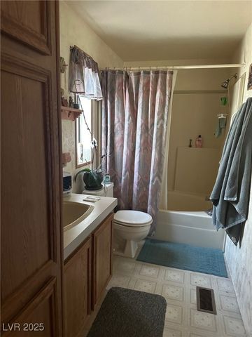 2141 West Basin Avenue, Pahrump, NV 89060