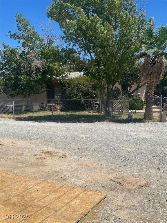 2141 West Basin Avenue, Pahrump, NV 89060