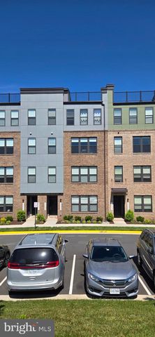 20344 NEWFOUNDLAND SQ, Ashburn, VA 20147