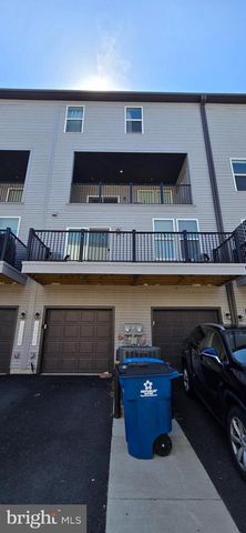 20344 NEWFOUNDLAND SQ, Ashburn, VA 20147