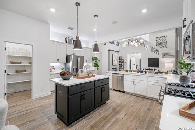1838 PINING ST, New Braunfels, TX 78132