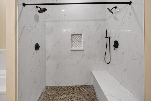 1056 Glenoak Dr, Corpus Christi, TX 78418