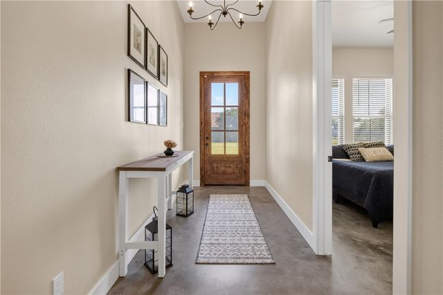 1056 Glenoak Dr, Corpus Christi, TX 78418
