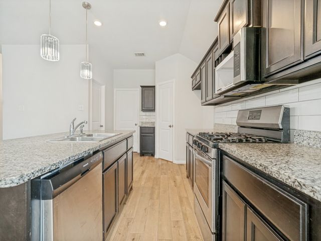 4708 Feltleaf Avenue, Fort Worth, TX 76036