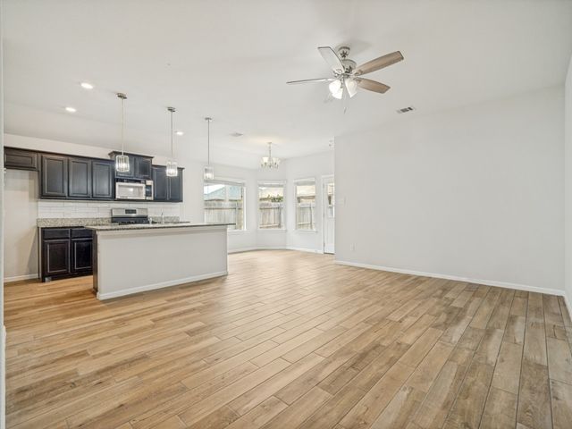 4708 Feltleaf Avenue, Fort Worth, TX 76036