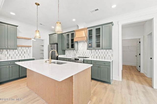 105 S Belvedere Drive, Hampstead, NC 28443