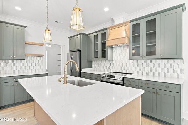 105 S Belvedere Drive, Hampstead, NC 28443