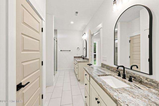 105 S Belvedere Drive, Hampstead, NC 28443