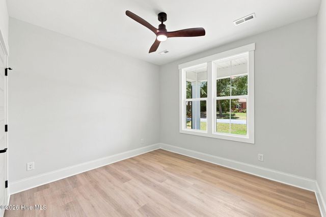 105 S Belvedere Drive, Hampstead, NC 28443