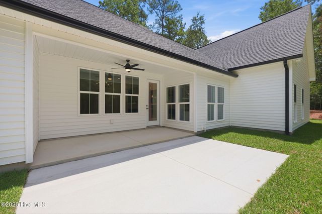 105 S Belvedere Drive, Hampstead, NC 28443