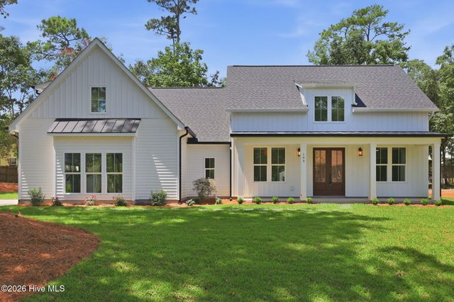 105 S Belvedere Drive, Hampstead, NC 28443