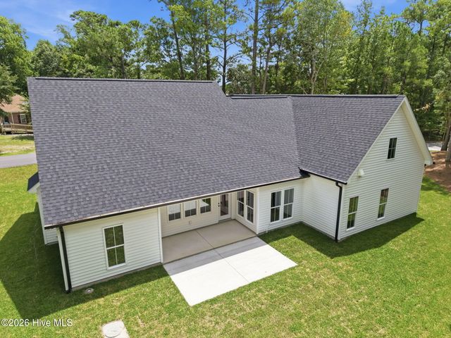 105 S Belvedere Drive, Hampstead, NC 28443