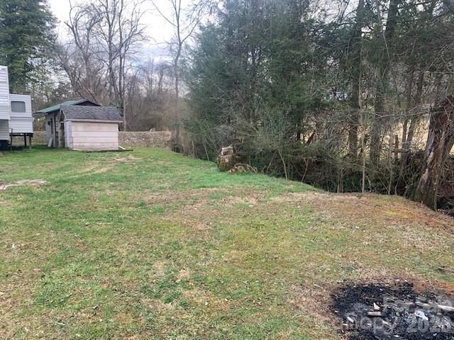 27 KAYLA WEST Drive, Pisgah Forest, NC 28768