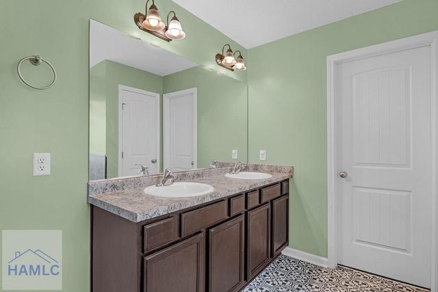 258 Bobwhite Trail NE, Ludowici, GA 31316