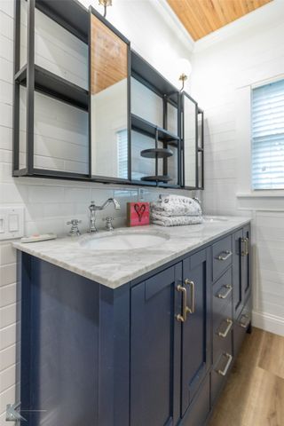 2231 S 8th Street, Abilene, TX 79605