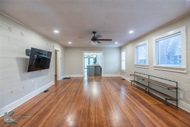 2231 S 8th Street, Abilene, TX 79605