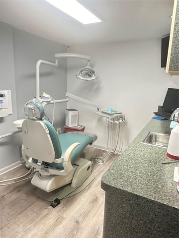 210 Atlantic Avenue AA3, Lynbrook, NY 11563