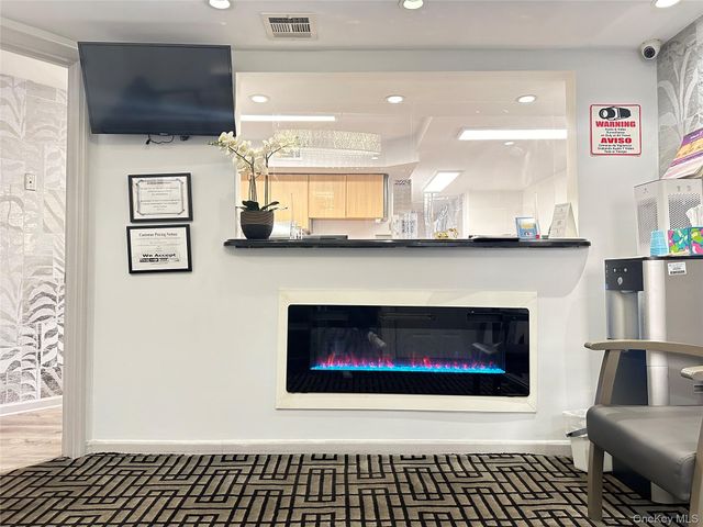 210 Atlantic Avenue AA3, Lynbrook, NY 11563