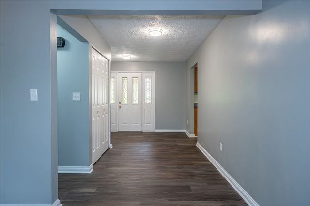 411 Birdsong Drive, Vandalia, OH 45377