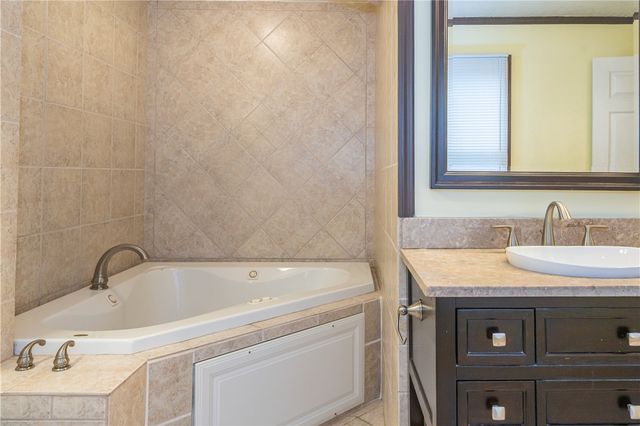 411 Birdsong Drive, Vandalia, OH 45377