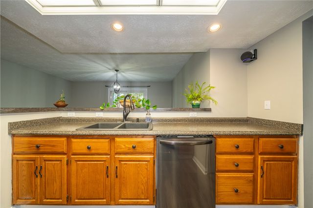 411 Birdsong Drive, Vandalia, OH 45377
