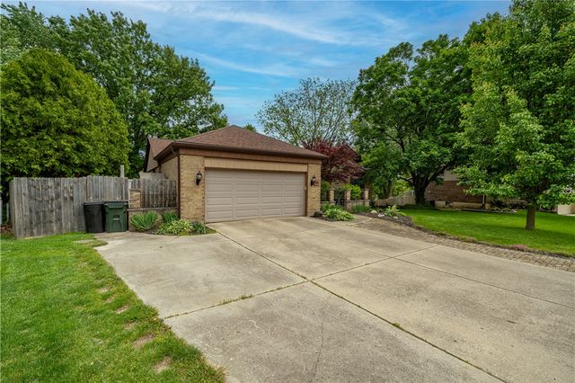 411 Birdsong Drive, Vandalia, OH 45377