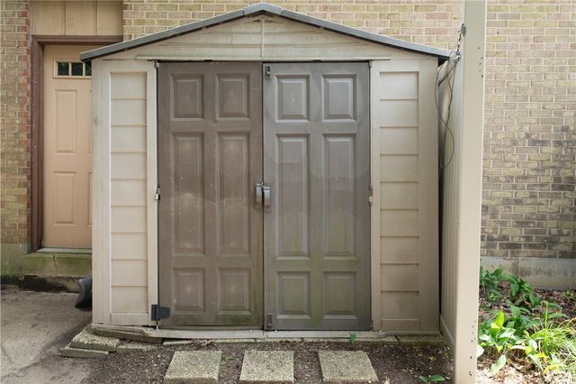 411 Birdsong Drive, Vandalia, OH 45377