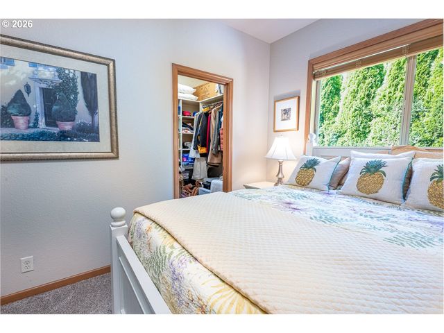 3381 ROSEMONT Way, Eugene, OR 97401