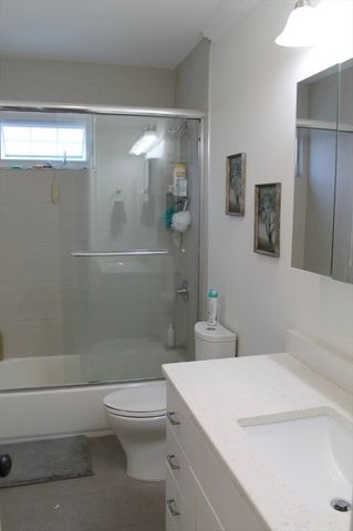 34 Circuit St B, Boston, MA 02119