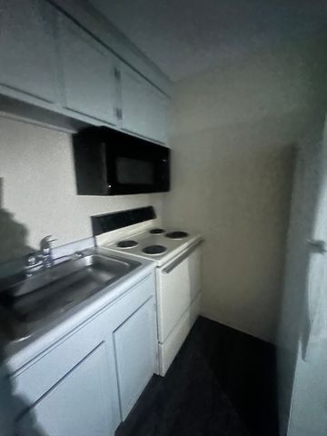 375 Harvard St. 16A, Cambridge, MA 02139