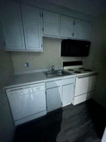 375 Harvard St. 16A, Cambridge, MA 02139