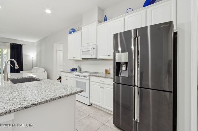 5012 KAREN Street, Fernandina Beach, FL 32034