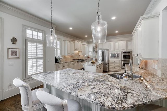 1120 Lunsford Circle, Alpharetta, GA 30004