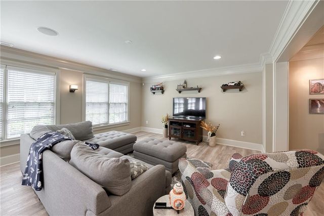 1120 Lunsford Circle, Alpharetta, GA 30004