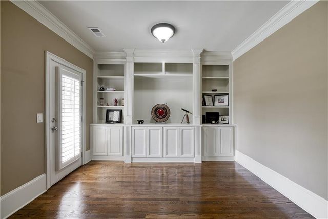1120 Lunsford Circle, Alpharetta, GA 30004