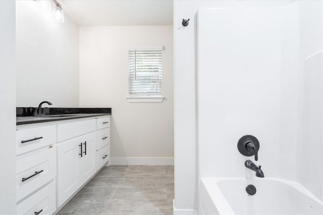 8 Copinsay Lane, Bella Vista, AR 72715