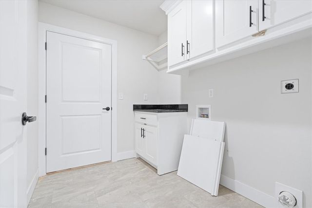 8 Copinsay Lane, Bella Vista, AR 72715