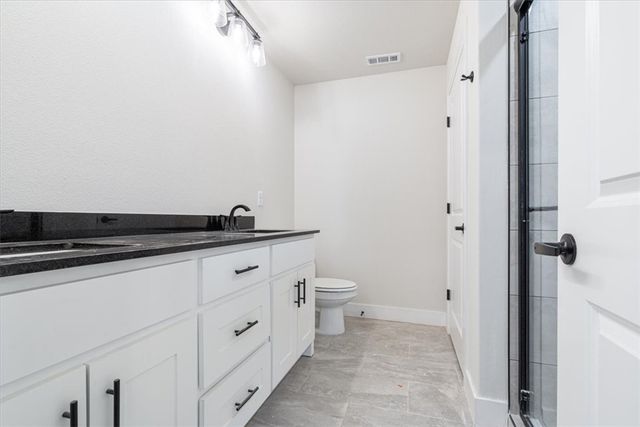 8 Copinsay Lane, Bella Vista, AR 72715