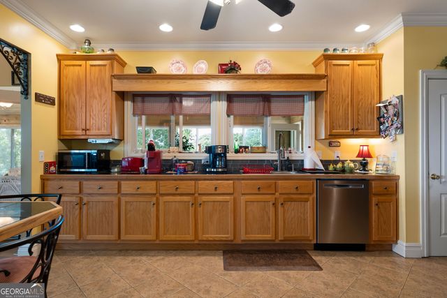 300 Ellis Road SE, Rome, GA 30161