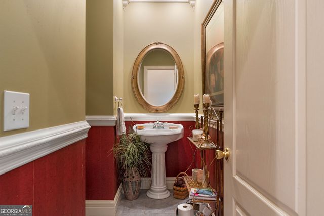 300 Ellis Road SE, Rome, GA 30161