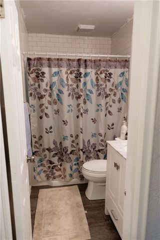 6445 Parkview Avenue, Kansas City, KS 66104