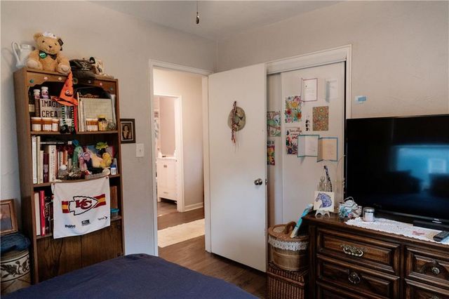 6445 Parkview Avenue, Kansas City, KS 66104