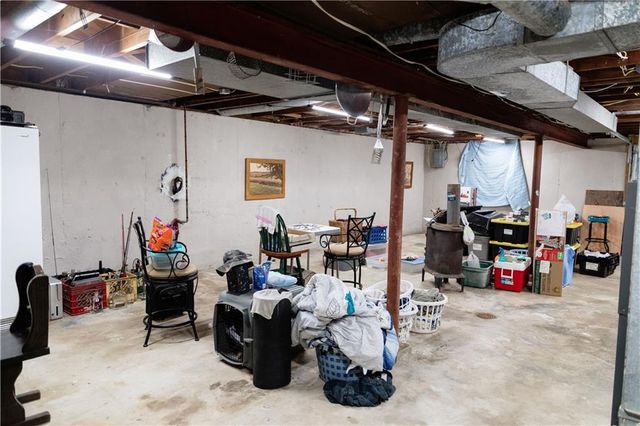 6445 Parkview Avenue, Kansas City, KS 66104