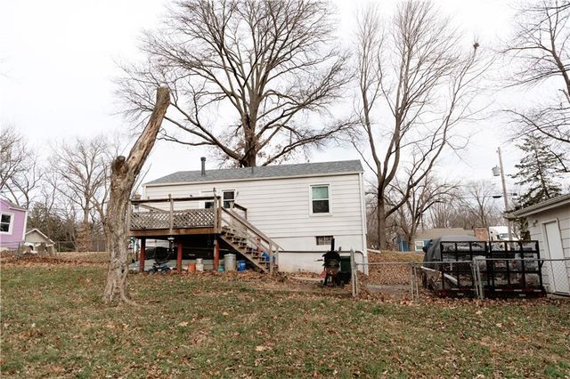 6445 Parkview Avenue, Kansas City, KS 66104