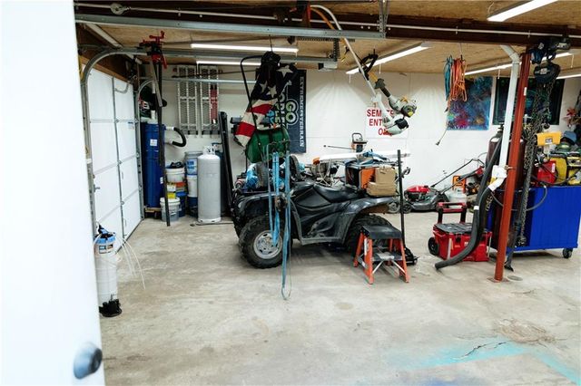 6445 Parkview Avenue, Kansas City, KS 66104